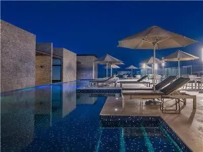 Trendy 1 Bedroom Apartment In Cruz Con Mar Brand New Building Playa del Carmen 0*,